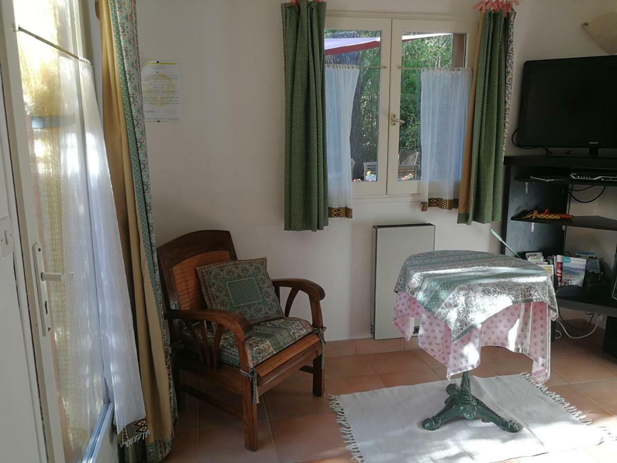Clermont-lʼHéraultLa Genestiere住宿加早餐旅馆 外观 照片